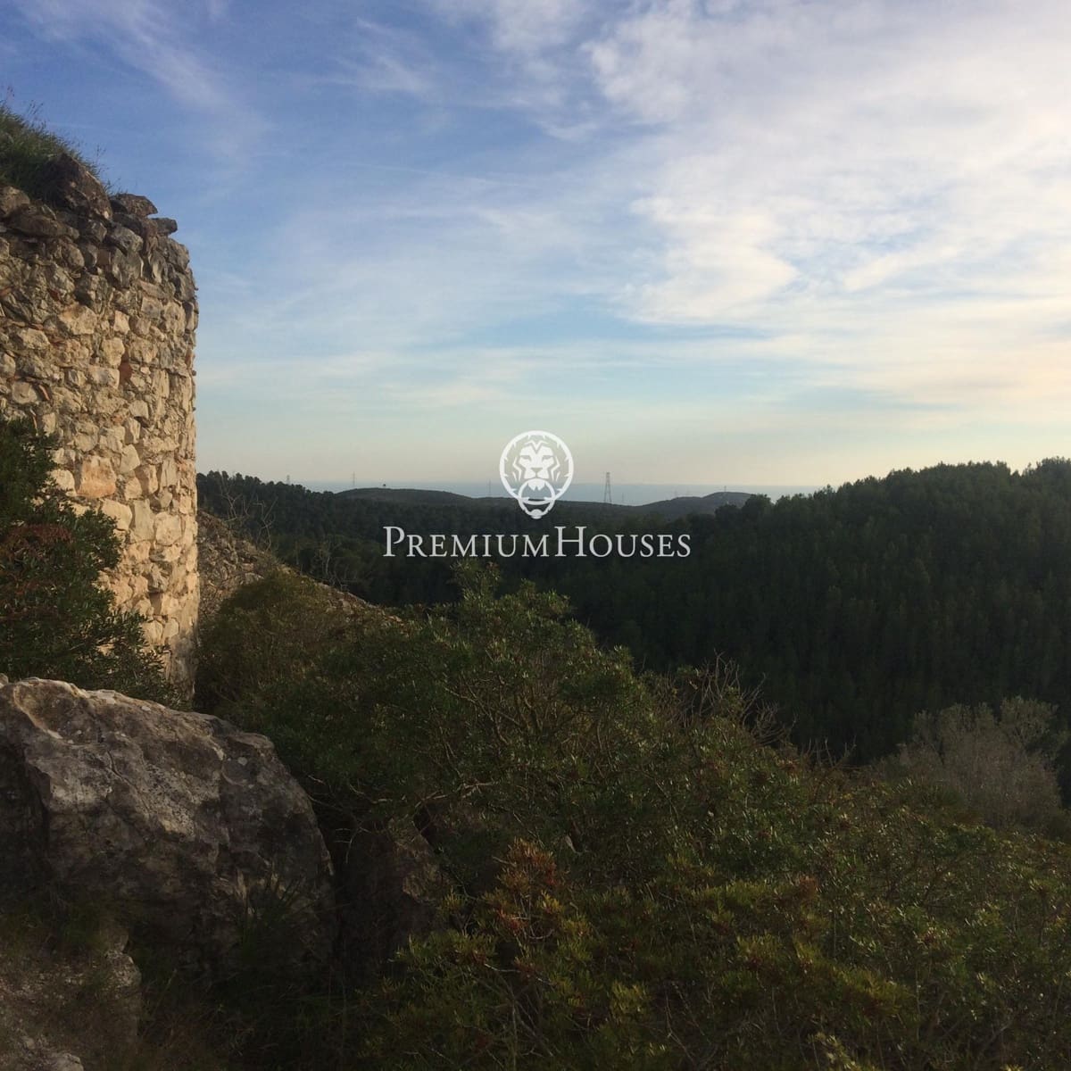 Finca/Landehus til salg i Castellet i la Gornal med garage - € 2.200.000 (Ref: 8472576)