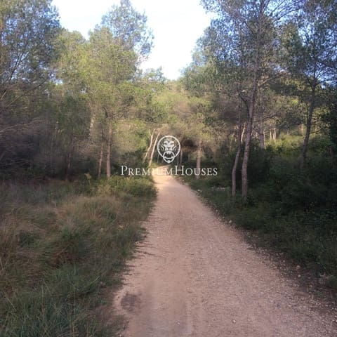 Finca/Country House for sale in Castellet i la Gornal with garage - € 2,200,000 (Ref: 8472576)