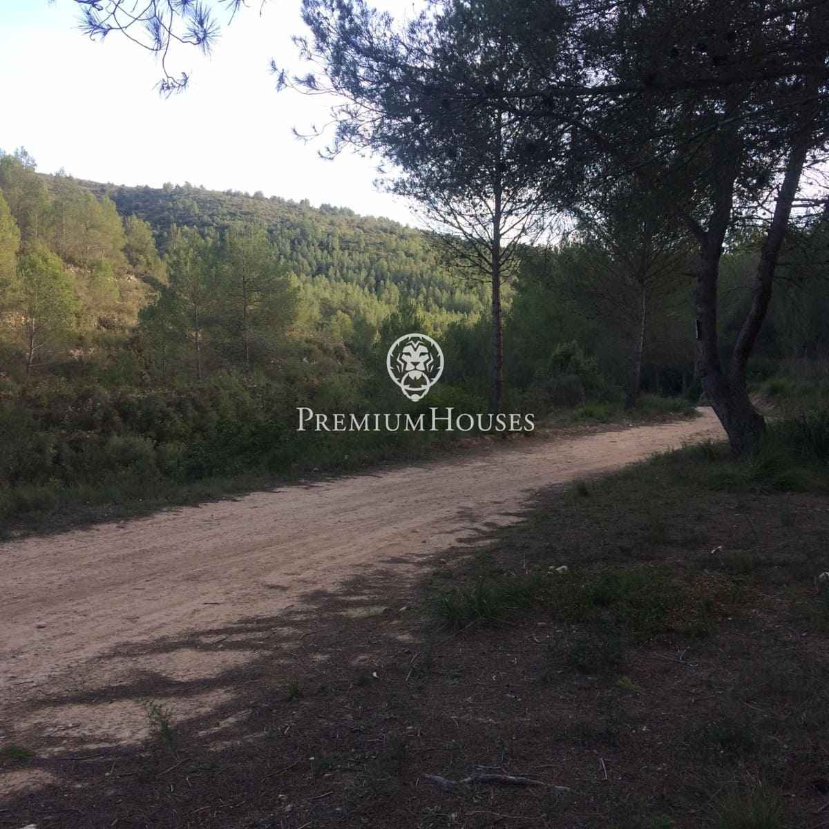 Finca/Landehus til salg i Castellet i la Gornal med garage - € 2.200.000 (Ref: 8472576)