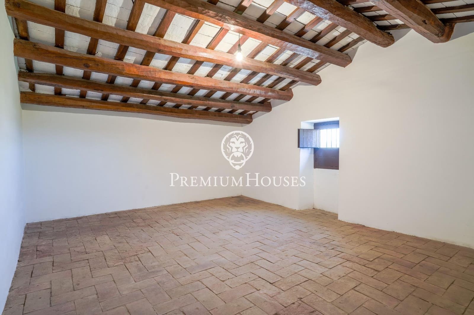 10 slaapkamer Finca/Landhuis te koop in Castellet i la Gornal met garage - € 2.200.000 (Ref: 8472577)