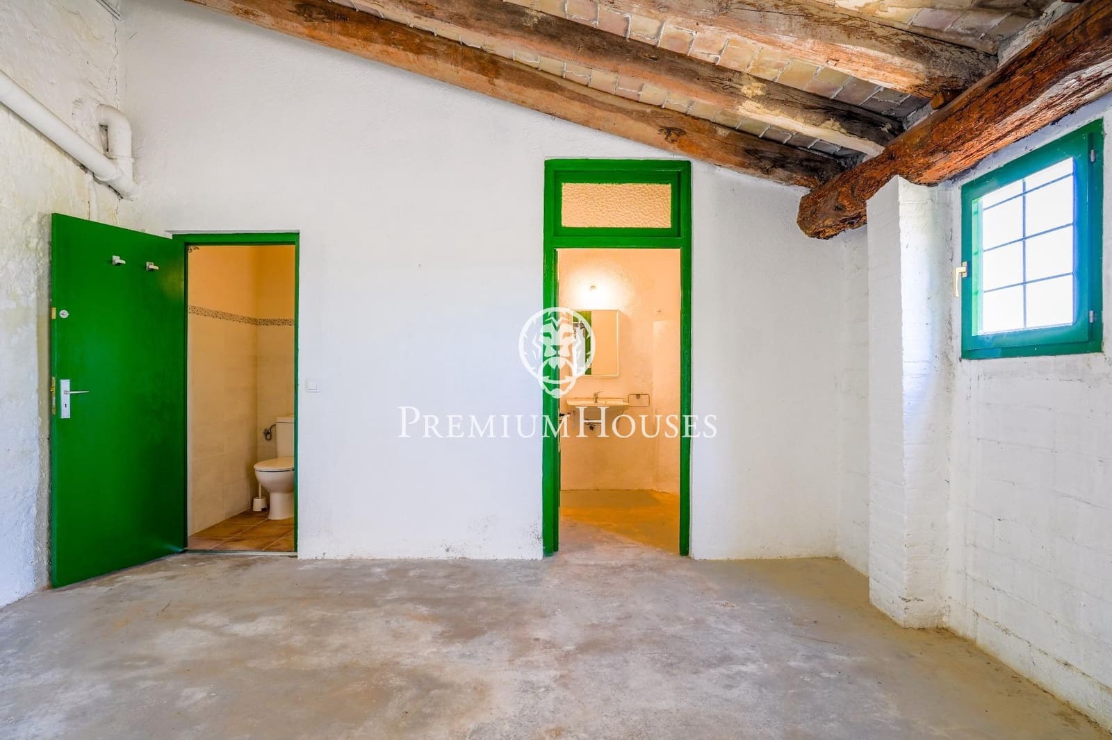 10 slaapkamer Finca/Landhuis te koop in Castellet i la Gornal met garage - € 2.200.000 (Ref: 8472577)