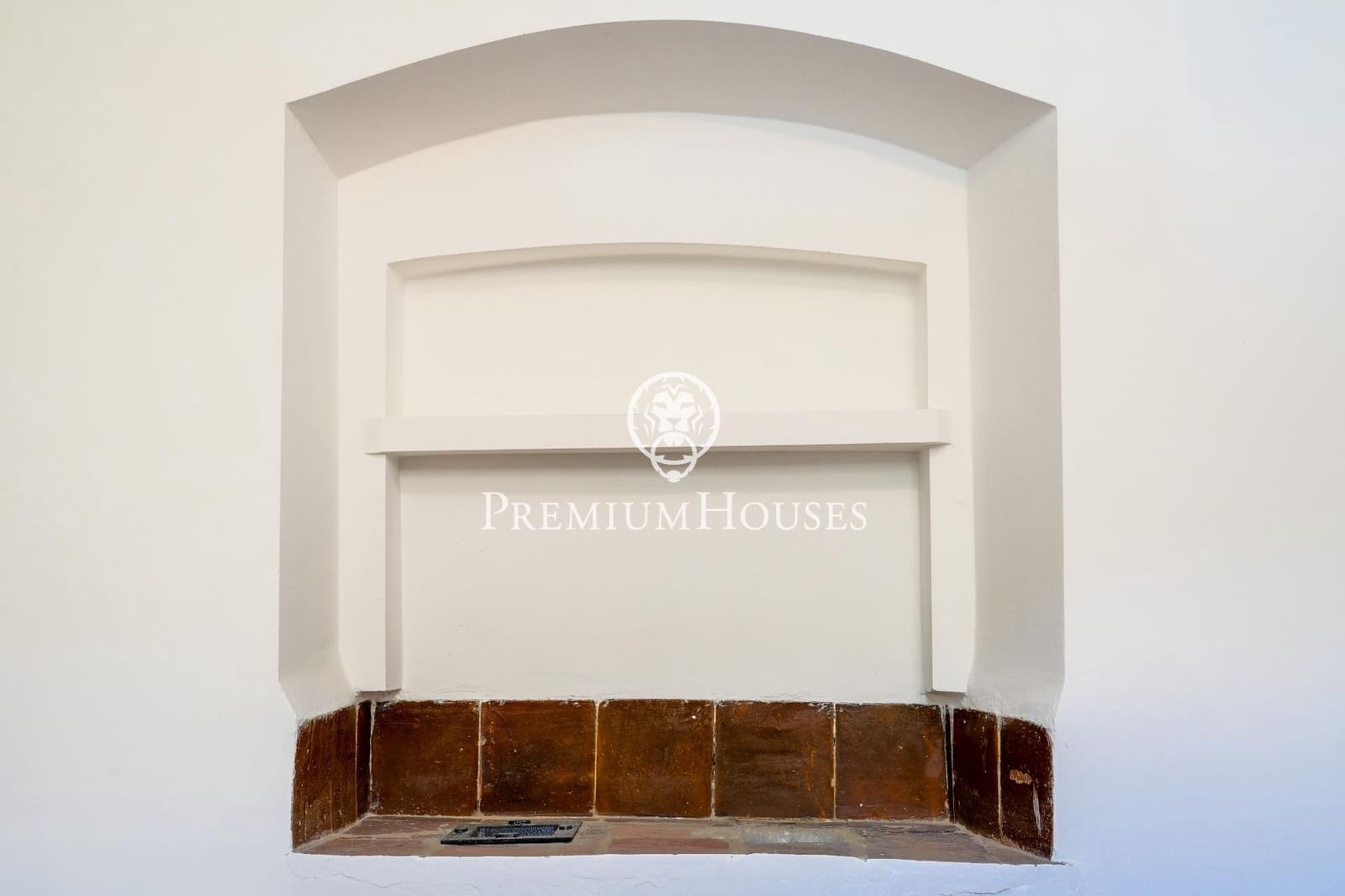 10 slaapkamer Finca/Landhuis te koop in Castellet i la Gornal met garage - € 2.200.000 (Ref: 8472577)