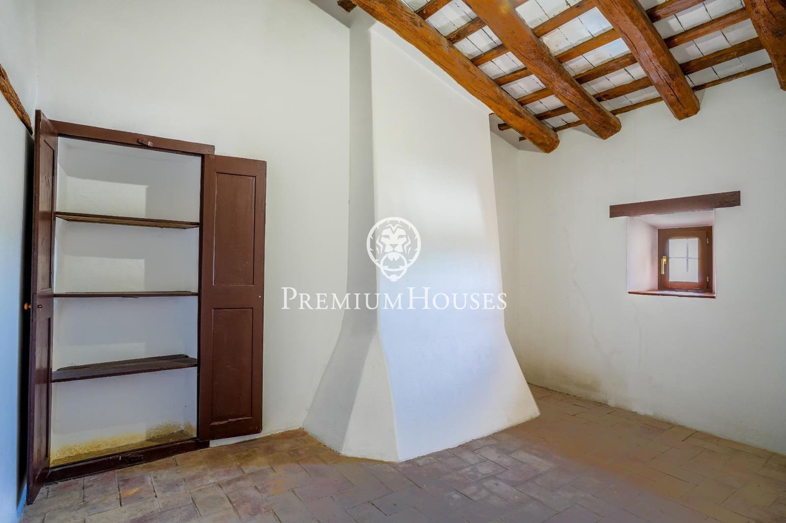 10 slaapkamer Finca/Landhuis te koop in Castellet i la Gornal met garage - € 2.200.000 (Ref: 8472577)