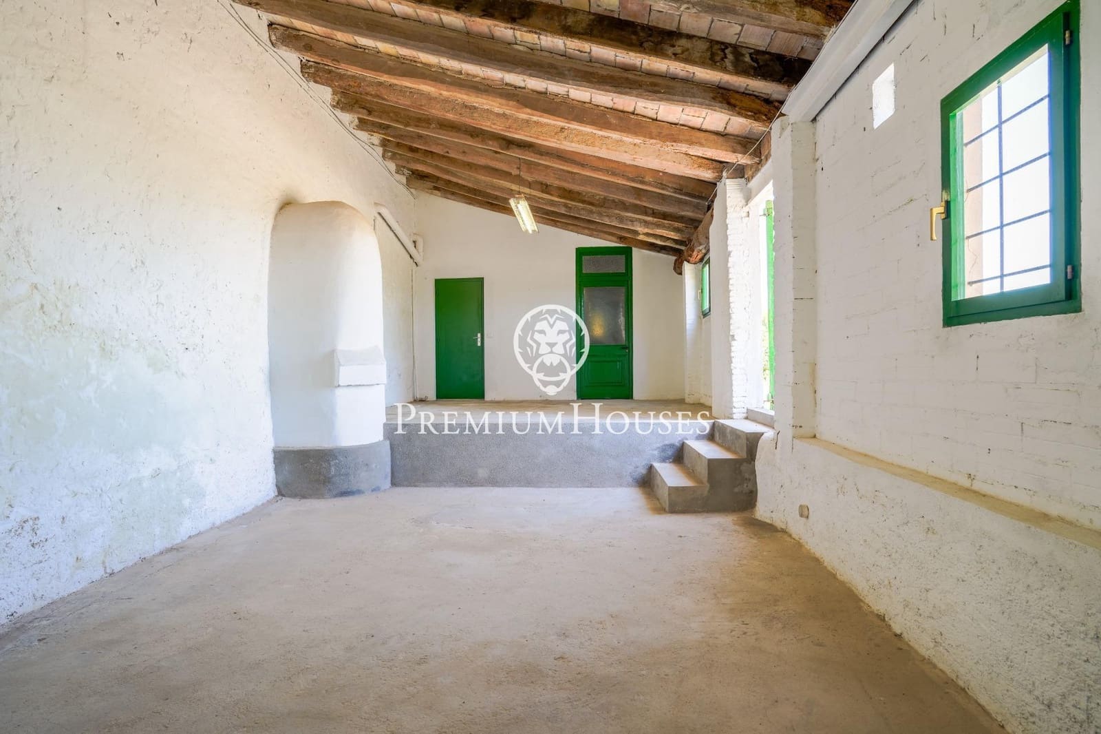 10 slaapkamer Finca/Landhuis te koop in Castellet i la Gornal met garage - € 2.200.000 (Ref: 8472577)