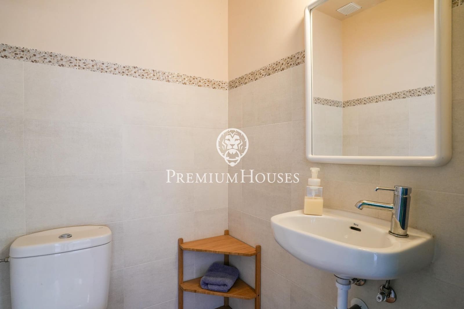 10 slaapkamer Finca/Landhuis te koop in Castellet i la Gornal met garage - € 2.200.000 (Ref: 8472577)