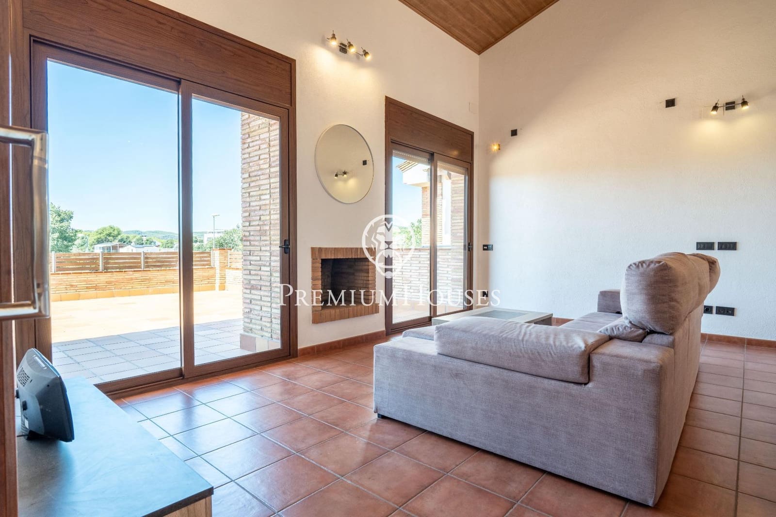 4 soveværelse Rækkehus til salg i Vilanova i la Geltru med swimmingpool garage - € 449.000 (Ref: 8529712)