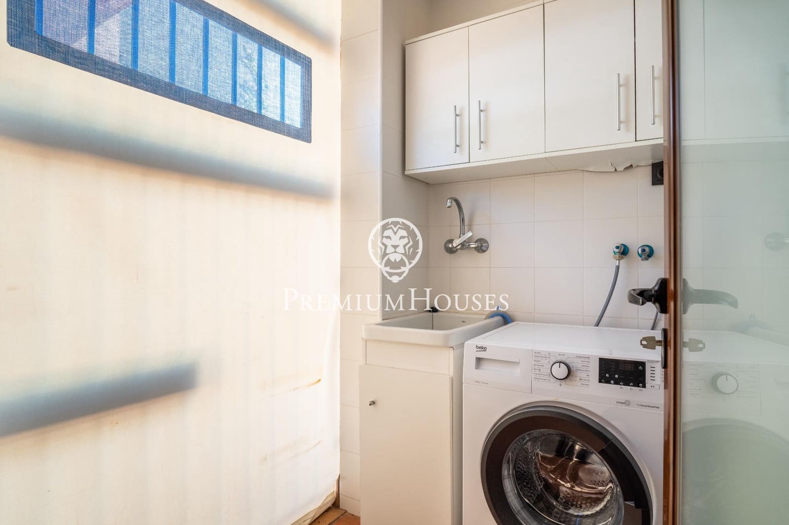 4 soveværelse Rækkehus til salg i Vilanova i la Geltru med swimmingpool garage - € 449.000 (Ref: 8529712)