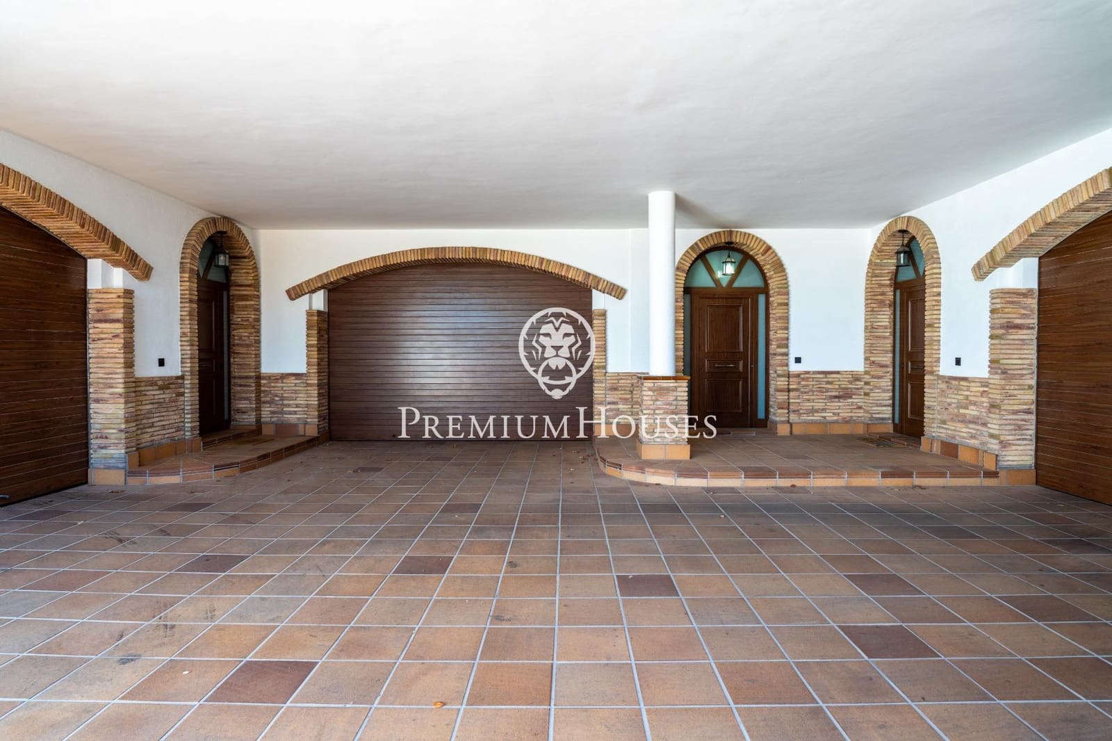 4 soveværelse Rækkehus til salg i Vilanova i la Geltru med swimmingpool garage - € 449.000 (Ref: 8529712)