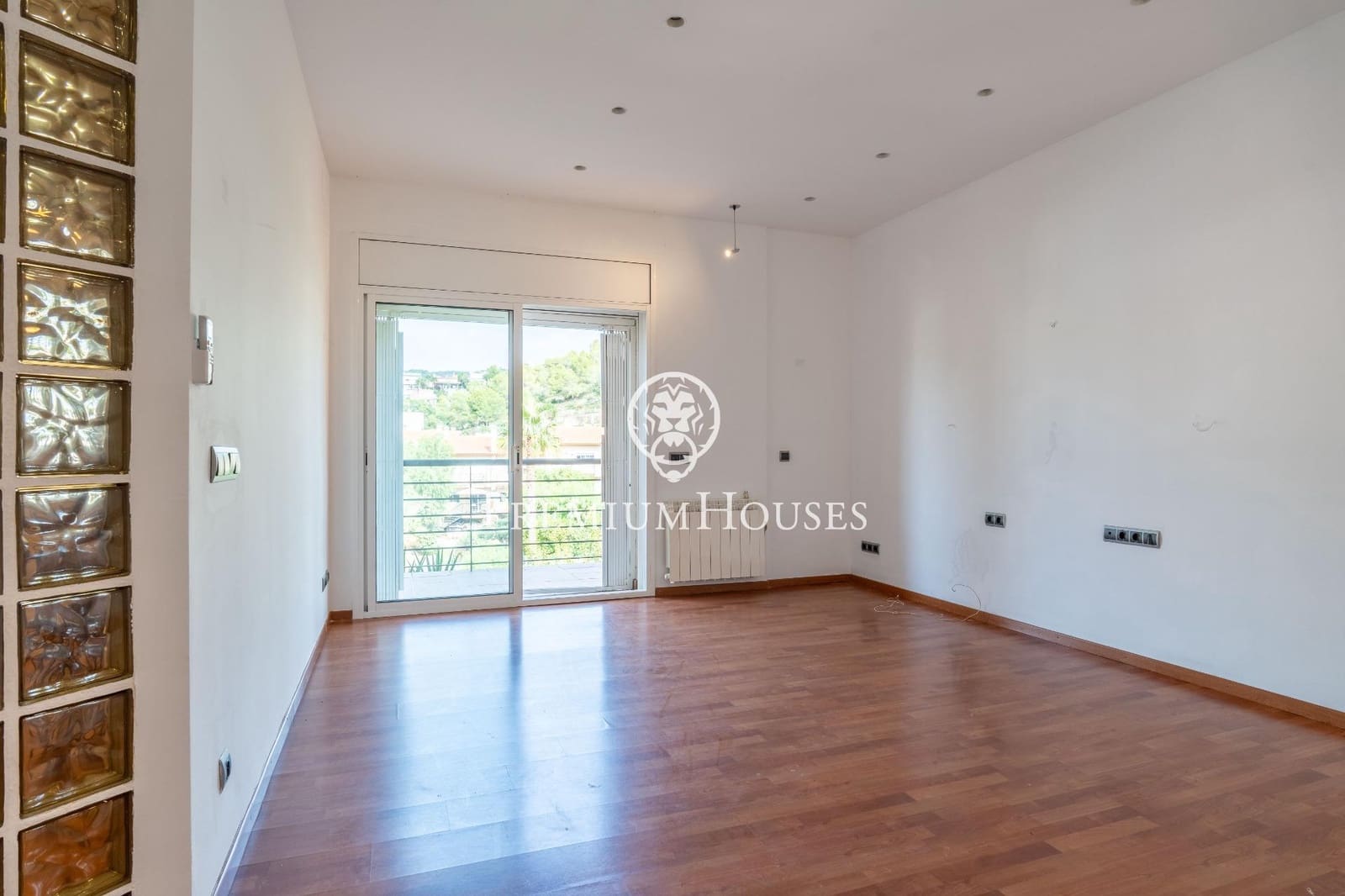 6 soveværelse Villa til salg i Sitges med swimmingpool garage - € 900.000 (Ref: 8549330)