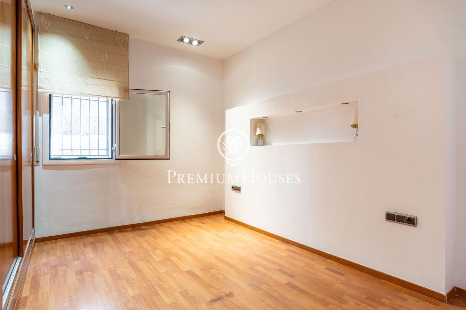 6 soveværelse Villa til salg i Sitges med swimmingpool garage - € 900.000 (Ref: 8549330)