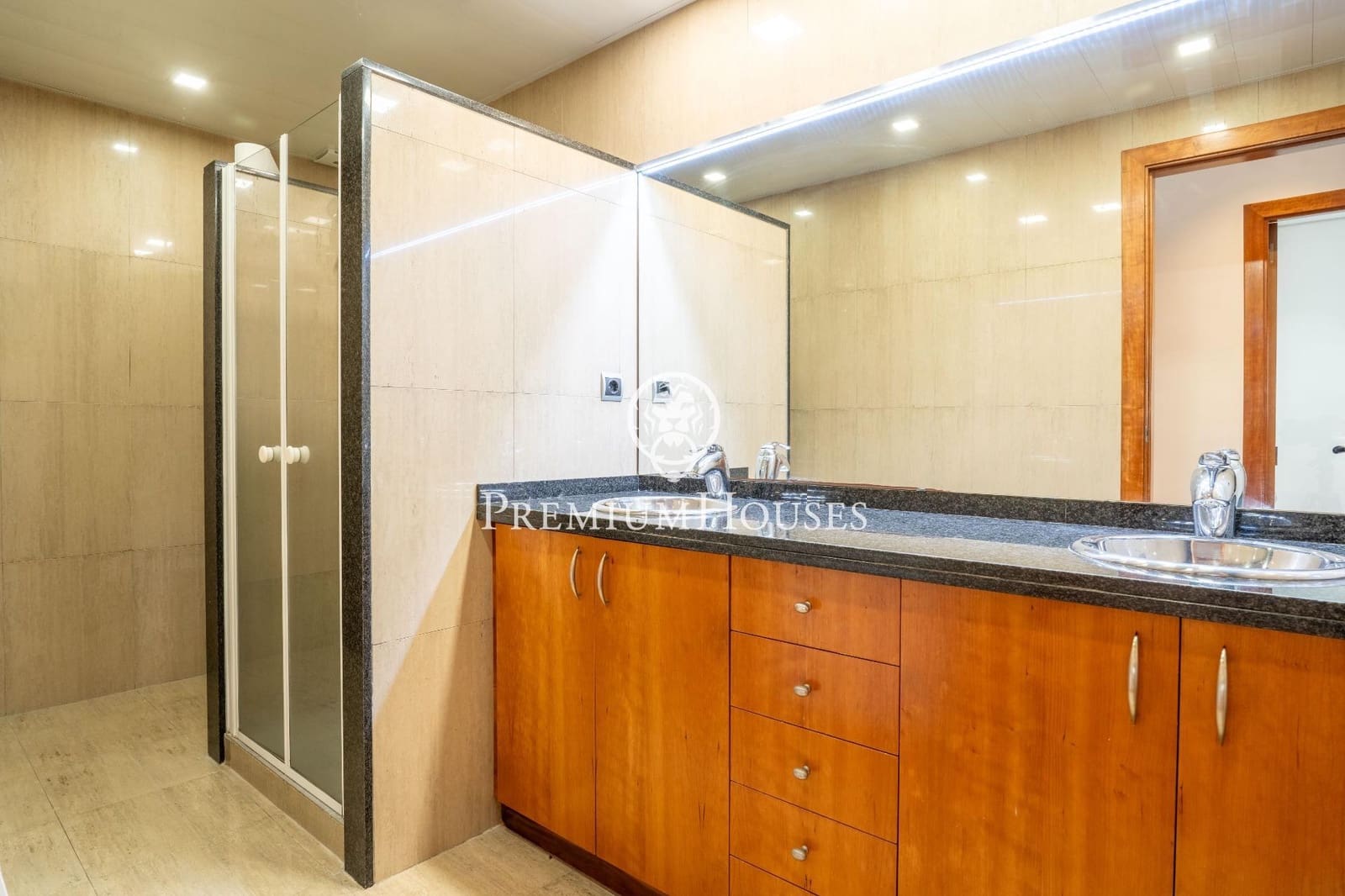 6 soveværelse Villa til salg i Sitges med swimmingpool garage - € 900.000 (Ref: 8549330)