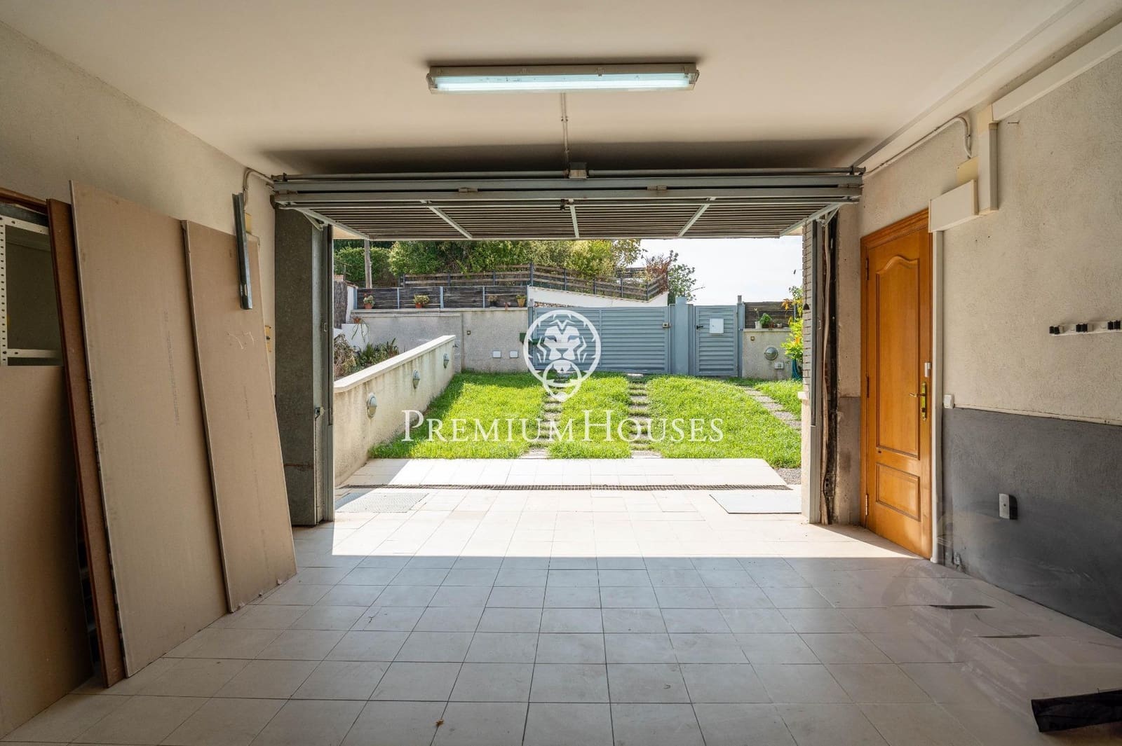 6 soveværelse Villa til salg i Sitges med swimmingpool garage - € 900.000 (Ref: 8549330)