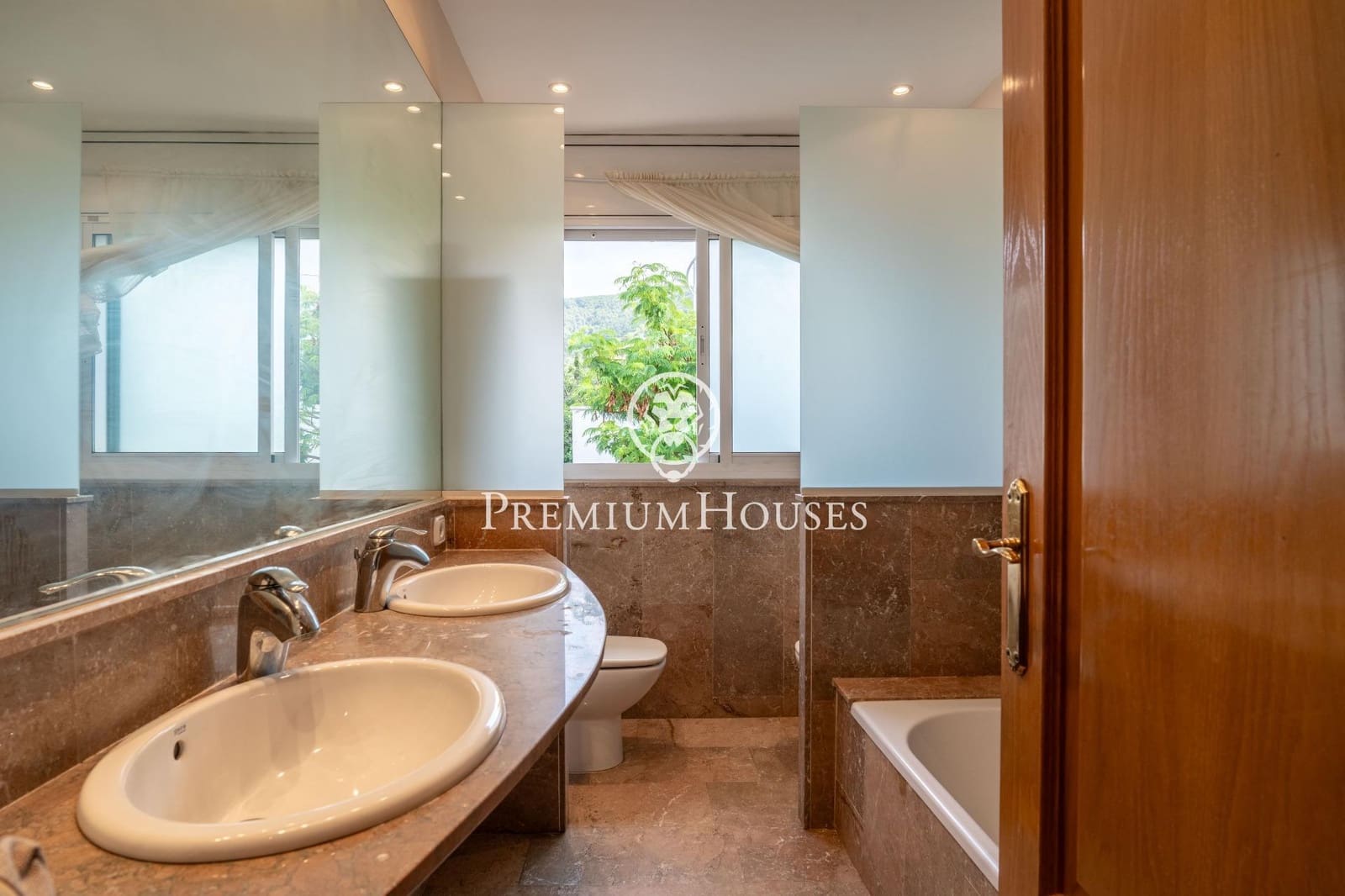 6 soveværelse Villa til salg i Sitges med swimmingpool garage - € 900.000 (Ref: 8549330)