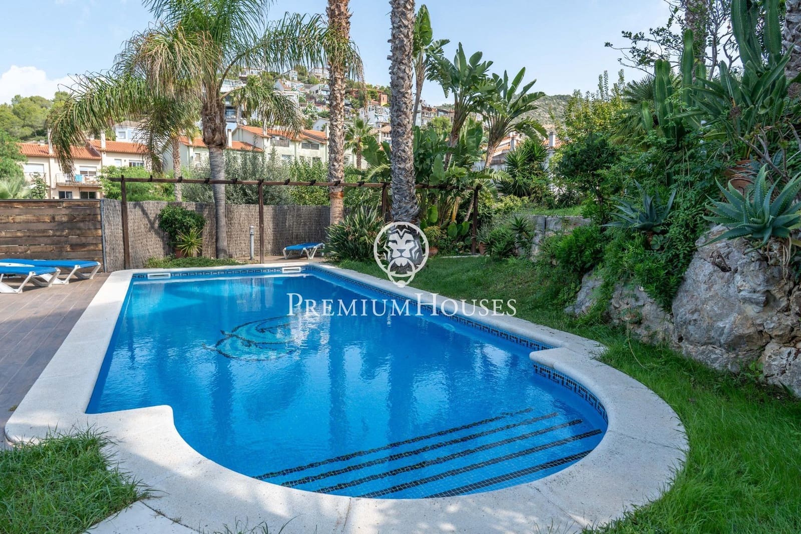 6 soveværelse Villa til salg i Sitges med swimmingpool garage - € 900.000 (Ref: 8549330)