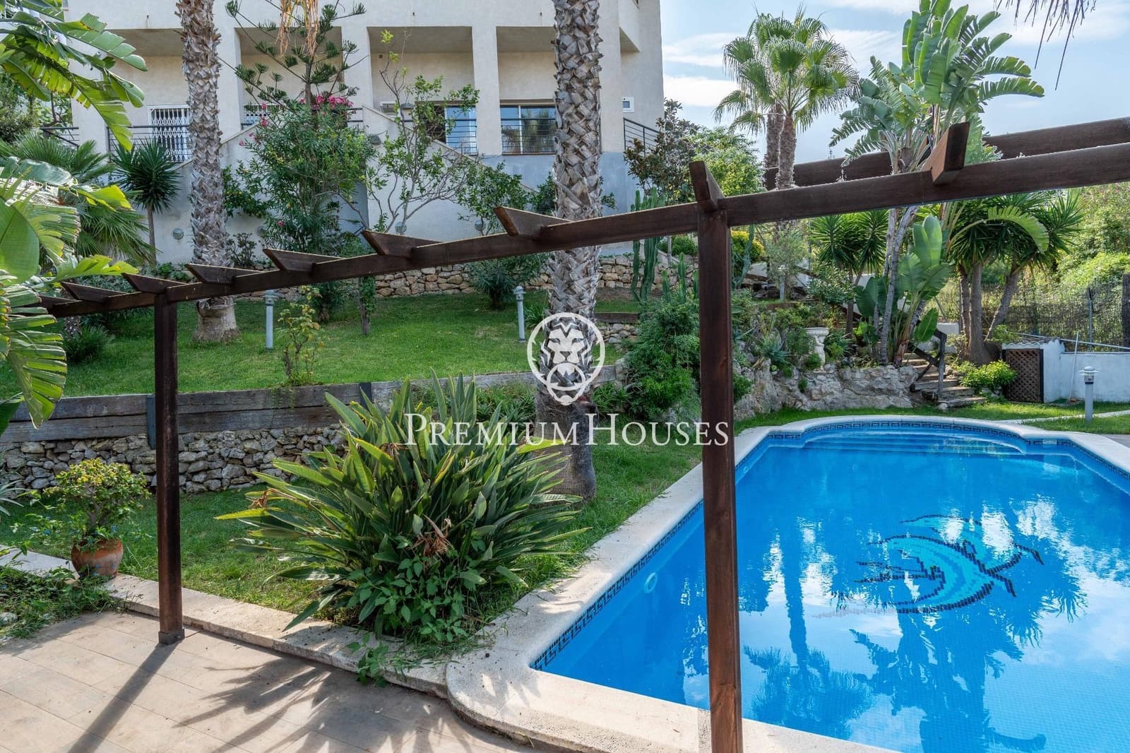 6 soveværelse Villa til salg i Sitges med swimmingpool garage - € 900.000 (Ref: 8549330)