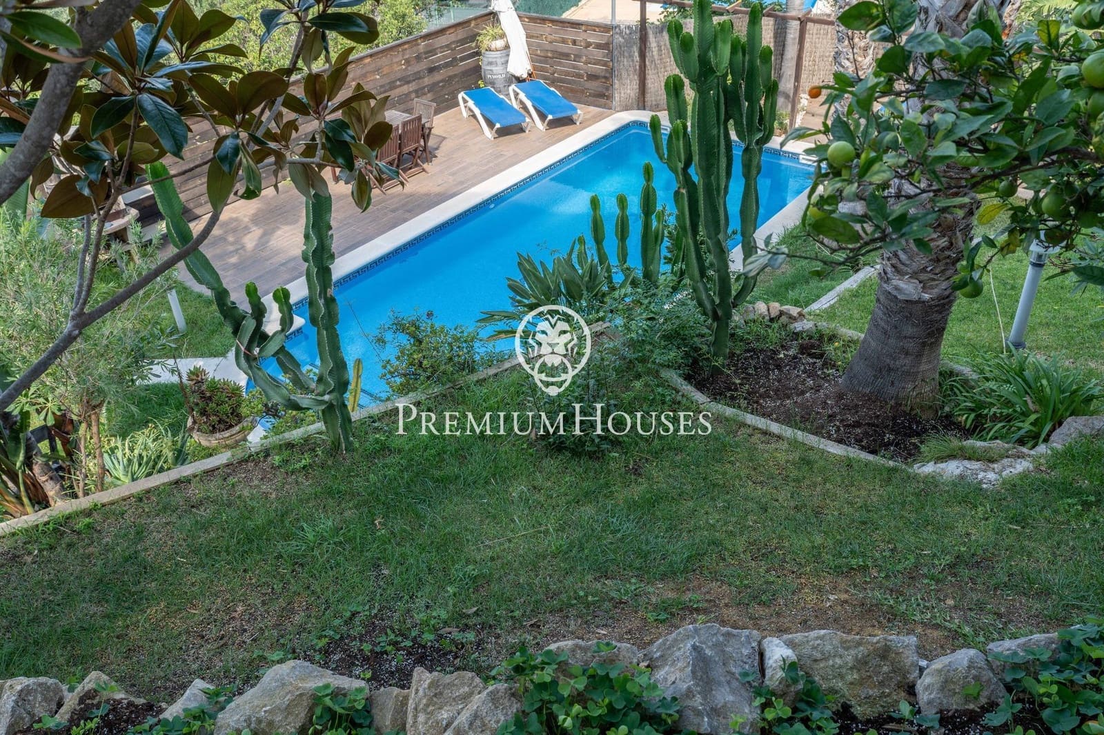 6 soveværelse Villa til salg i Sitges med swimmingpool garage - € 900.000 (Ref: 8549330)