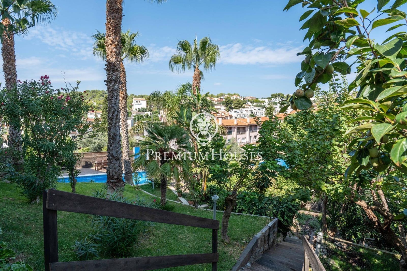 6 soveværelse Villa til salg i Sitges med swimmingpool garage - € 900.000 (Ref: 8549330)