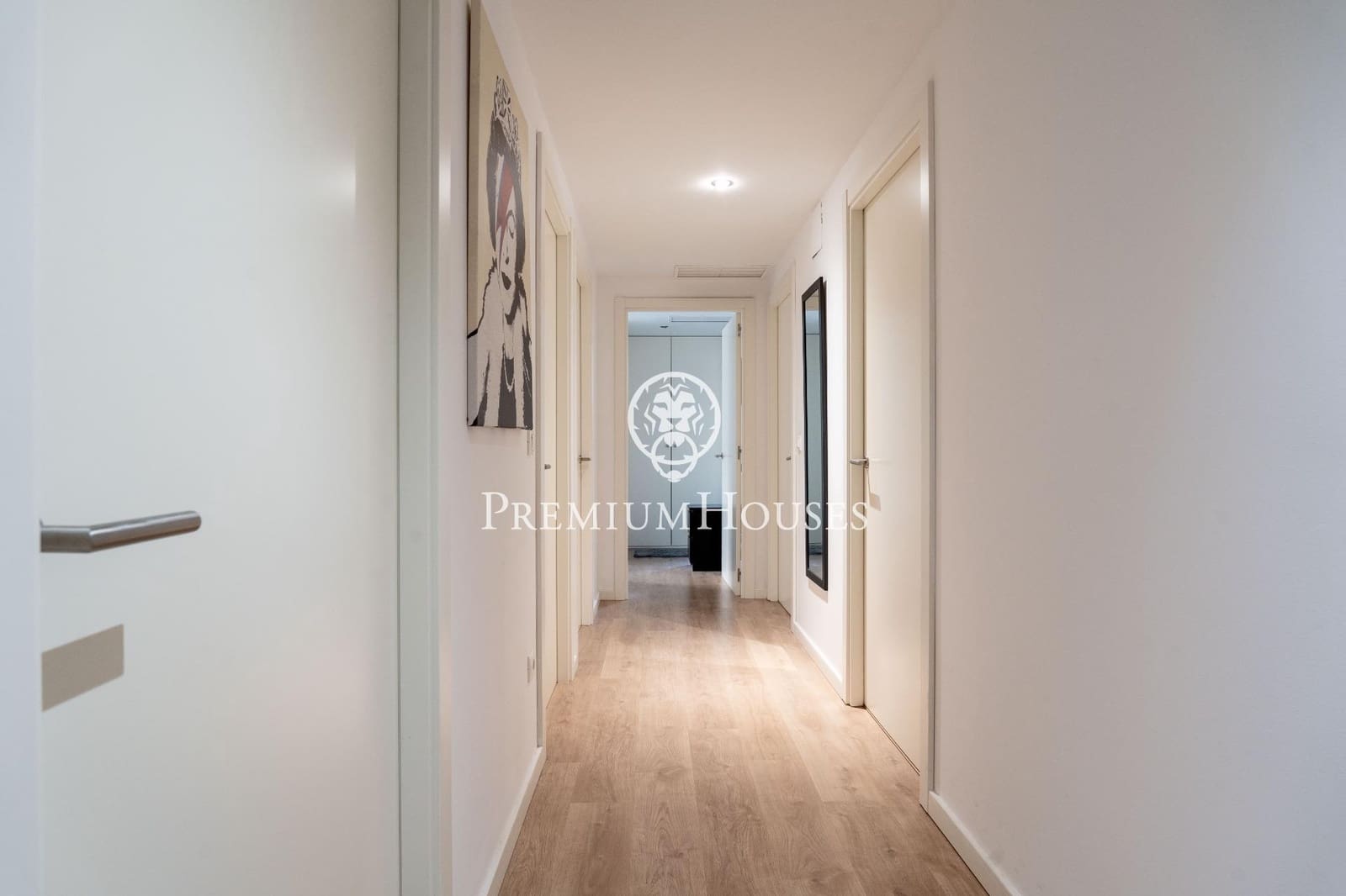 4 soveværelse Byhus til salg i Sitges med swimmingpool - € 760.000 (Ref: 8549331)