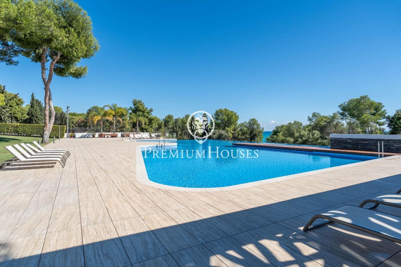 3 sovrum Lägenhet till salu i Sant Pere de Ribes med pool - 600 000 € (Ref: 8570552)