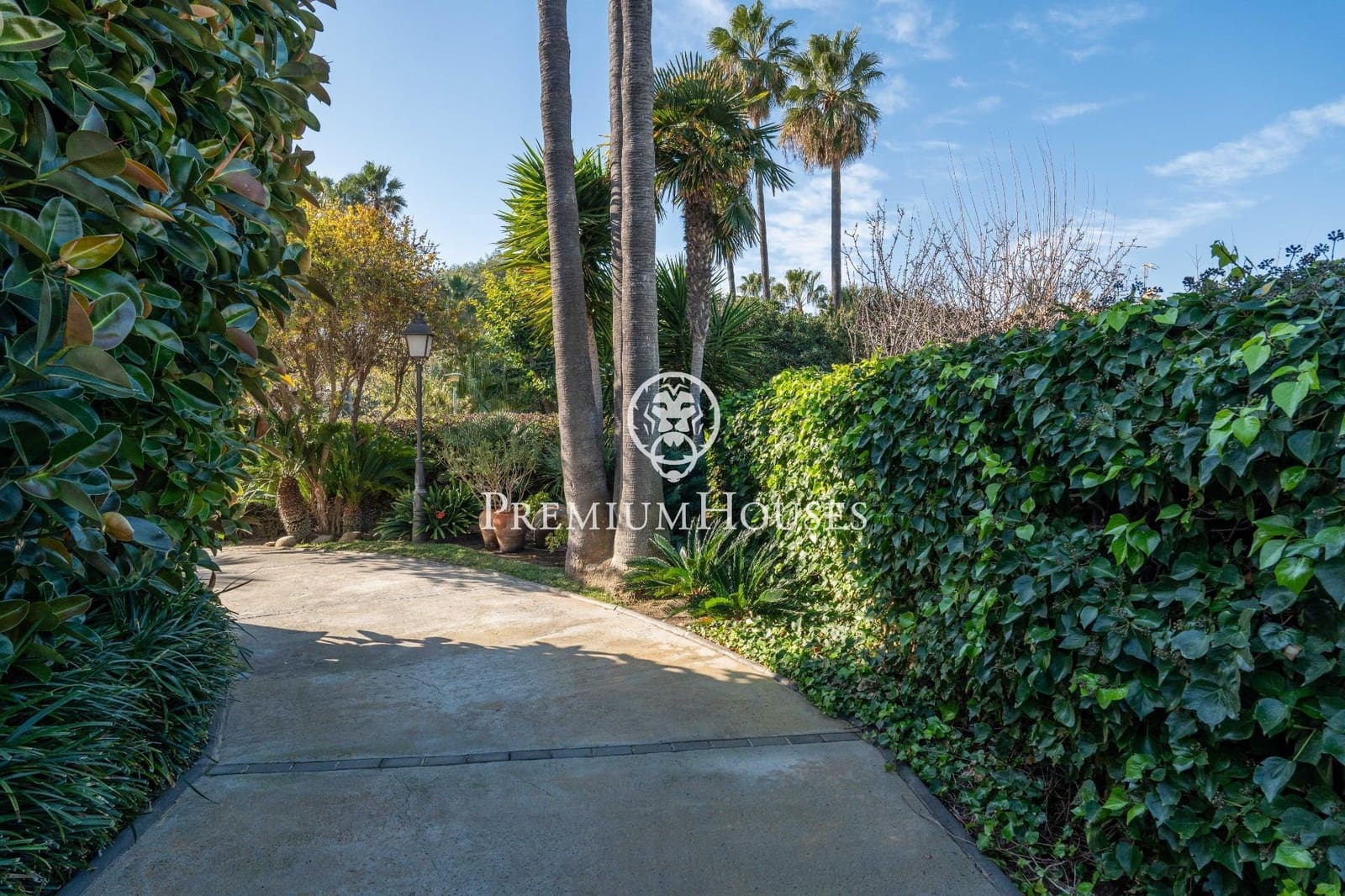 6 sypialnia Willa na sprzedaż w Sitges z basenem - 6 700 000 € (Ref: 8584386)