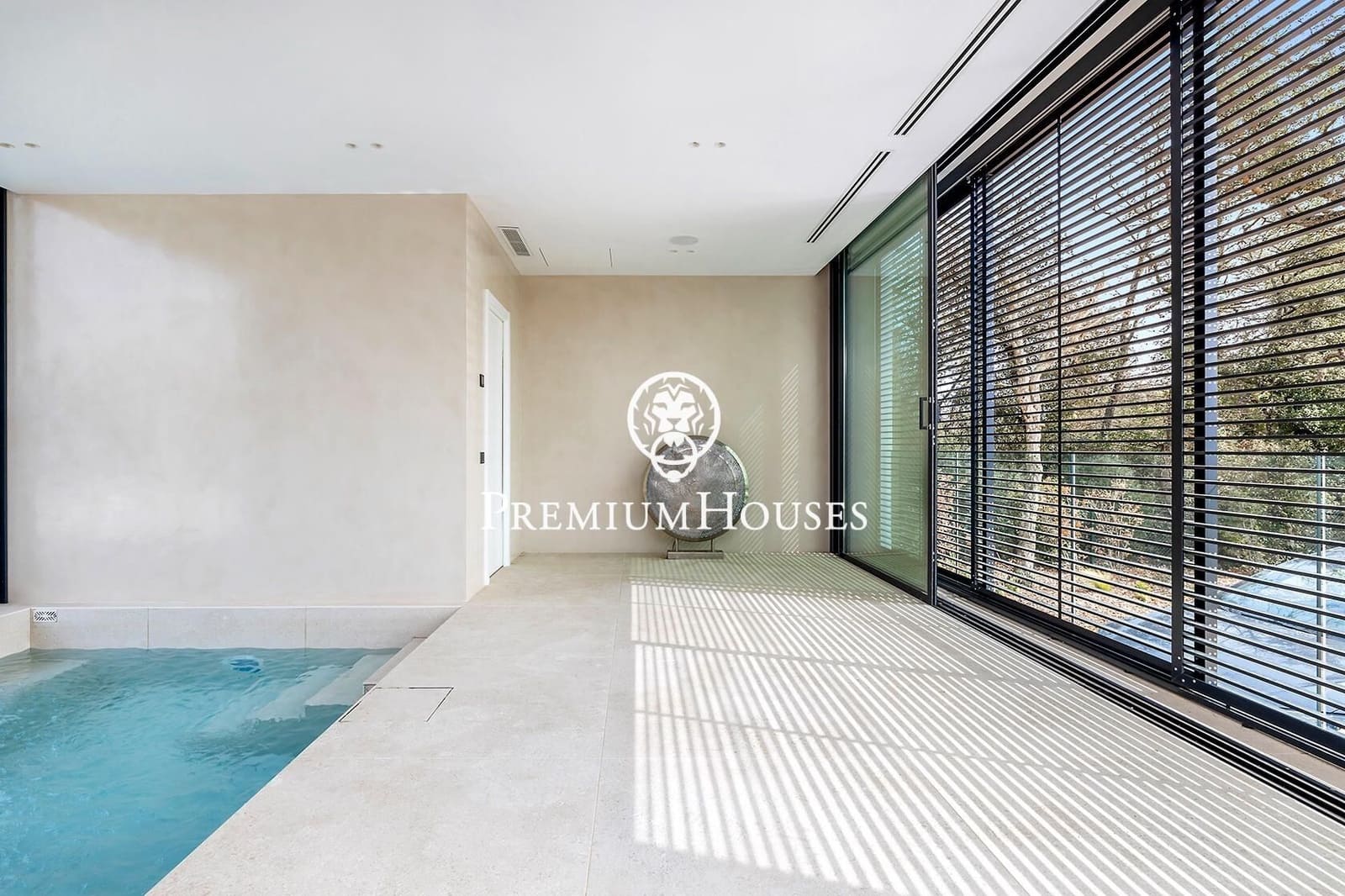 4 bedroom Villa for sale in Girona city with pool € 5,500,000 (Ref