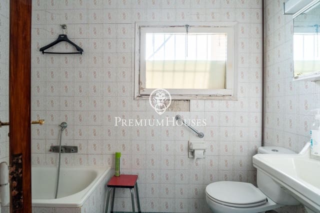 3 soveværelse Byhus til salg i Sitges - € 500.000 (Ref: 8597259)