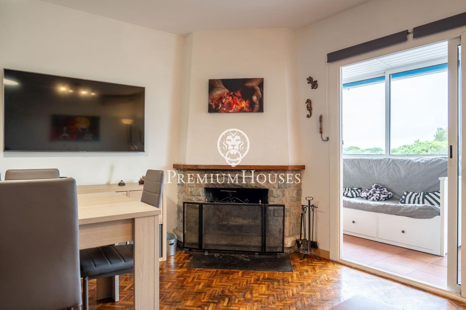 3 soveværelse Penthouse til salg i Gava med swimmingpool - € 495.000 (Ref: 8597260)