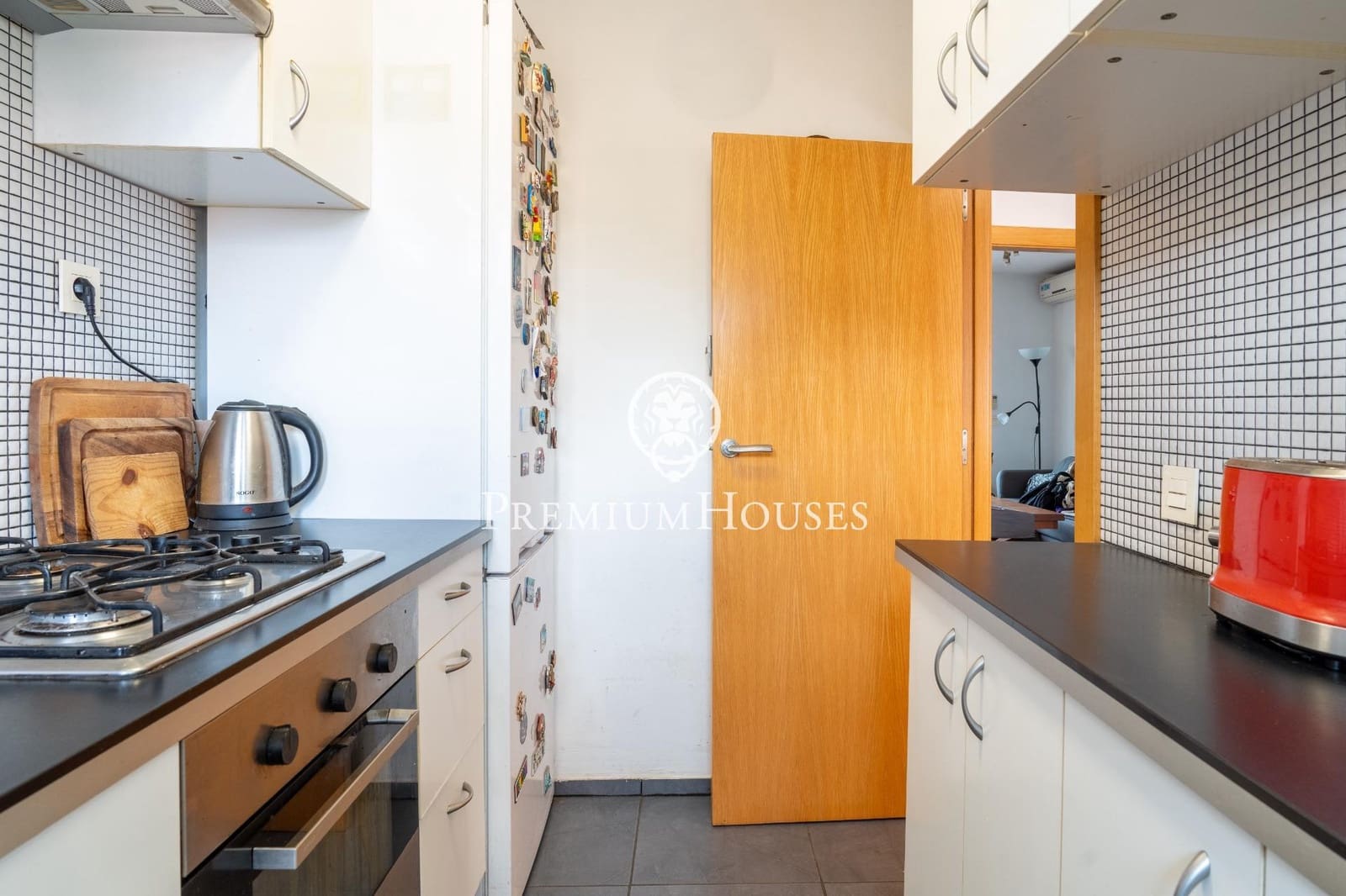 3 soveværelse Penthouse til salg i Gava med swimmingpool - € 495.000 (Ref: 8597260)