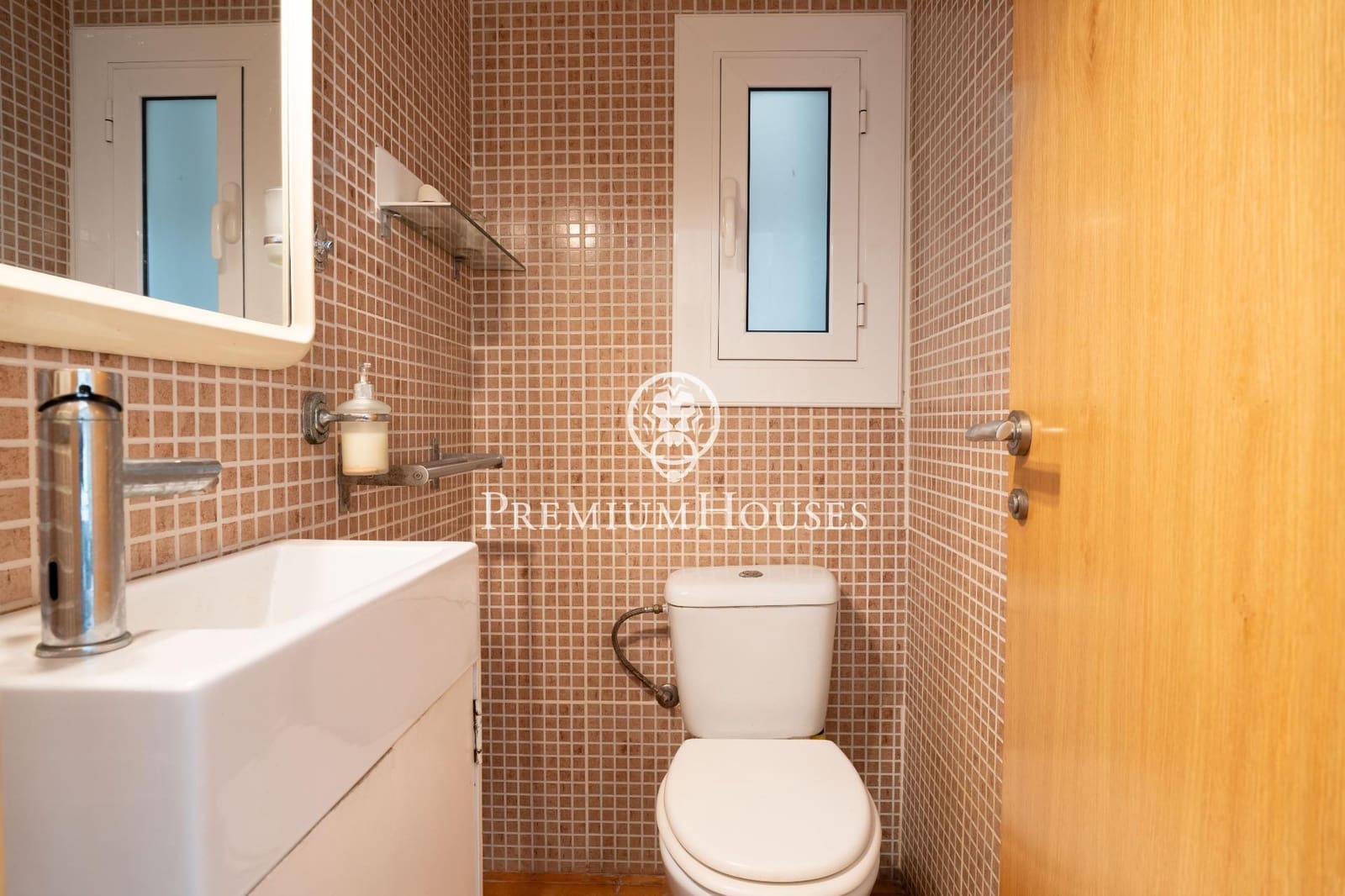 3 soveværelse Penthouse til salg i Gava med swimmingpool - € 495.000 (Ref: 8597260)