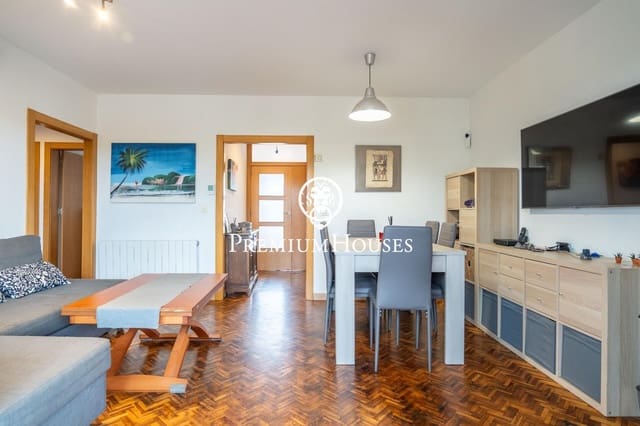 3 sovrum Takvåning till salu i Gavà med pool - 455 000 € (Ref: 8597260)
