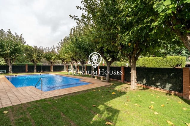 3 sovrum Takvåning till salu i Gavà med pool - 455 000 € (Ref: 8597260)