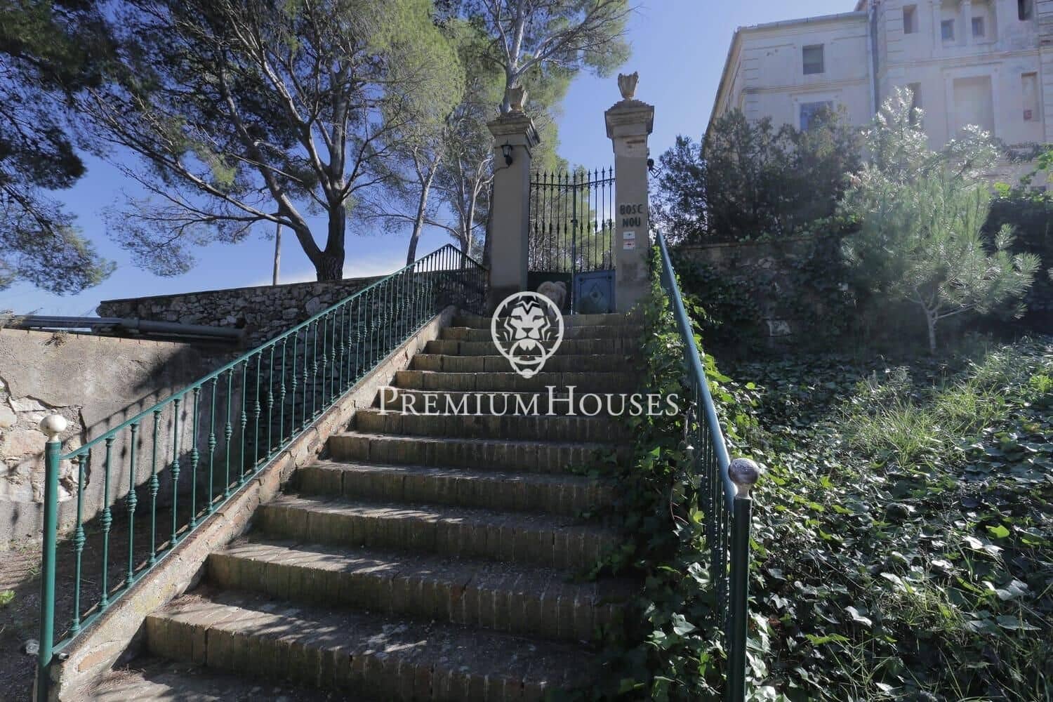 15 soveværelse Finca/Landehus til salg i Valls med swimmingpool garage - € 990.000 (Ref: 8623702)