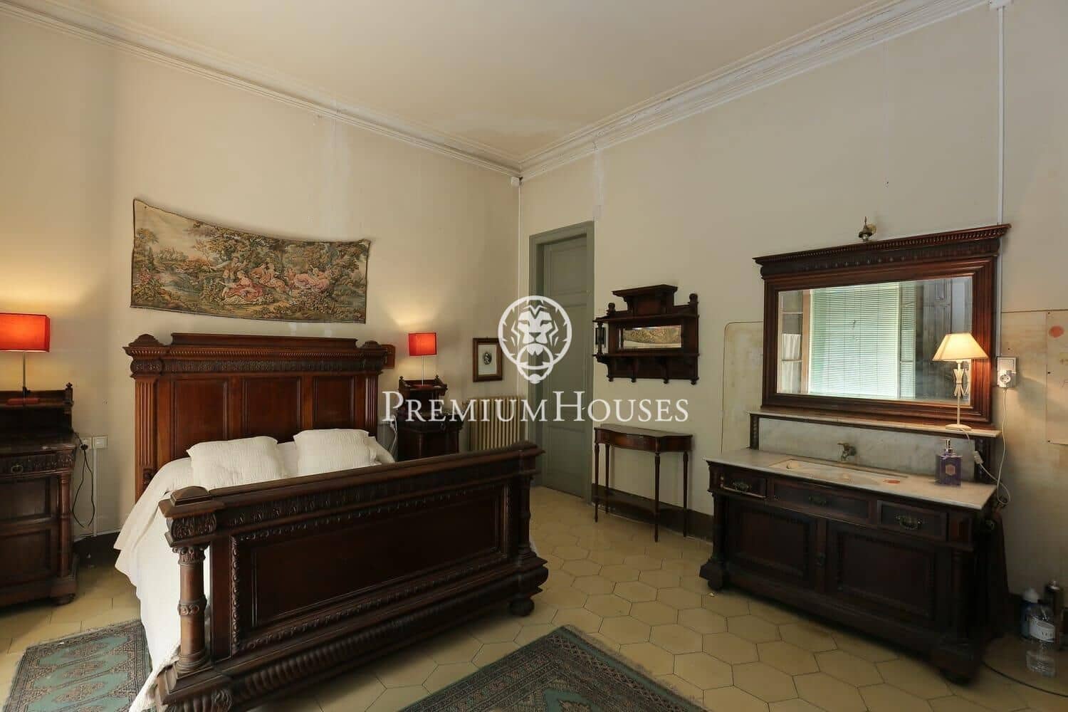 15 soveværelse Finca/Landehus til salg i Valls med swimmingpool garage - € 990.000 (Ref: 8623702)