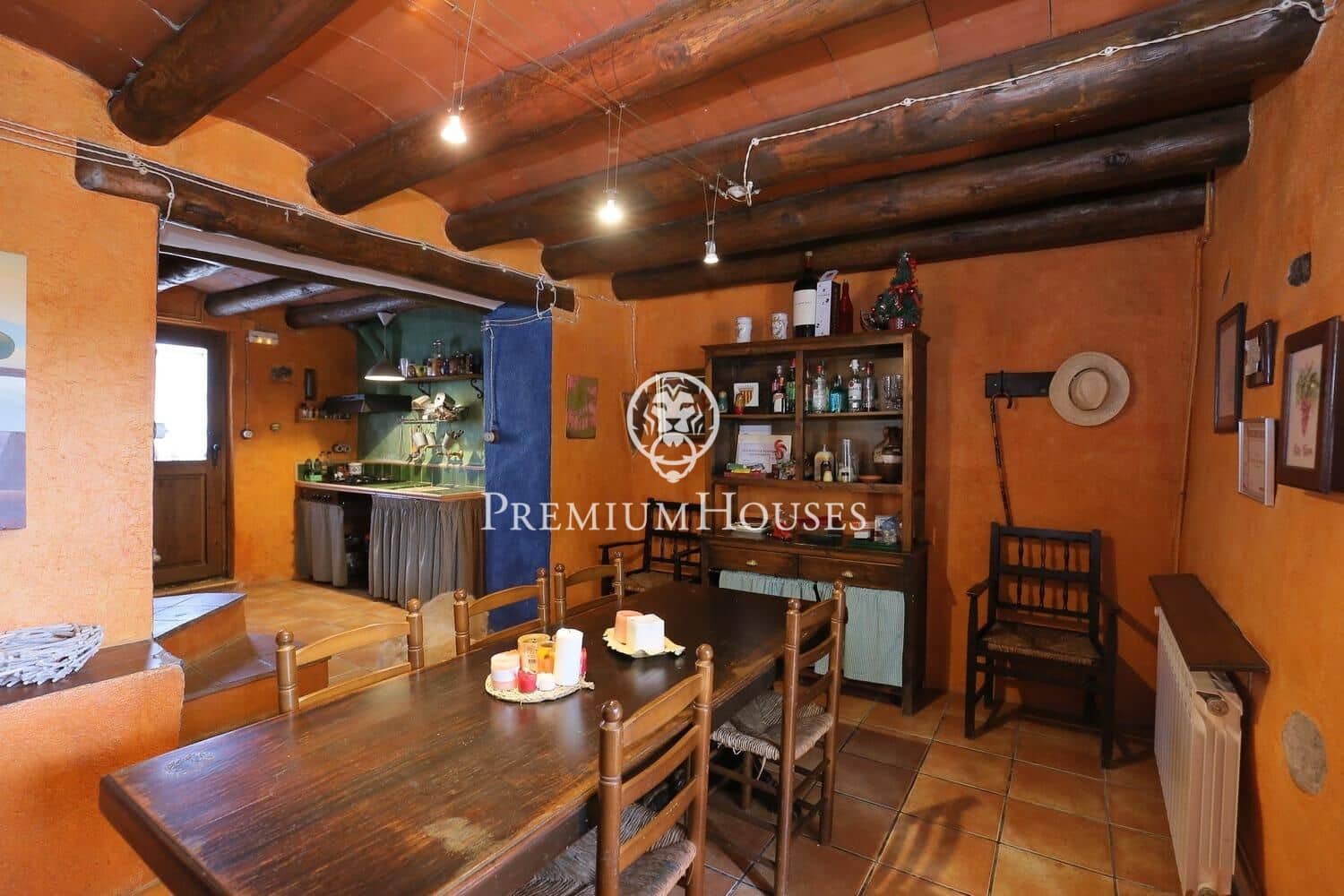 15 soveværelse Finca/Landehus til salg i Valls med swimmingpool garage - € 990.000 (Ref: 8623702)