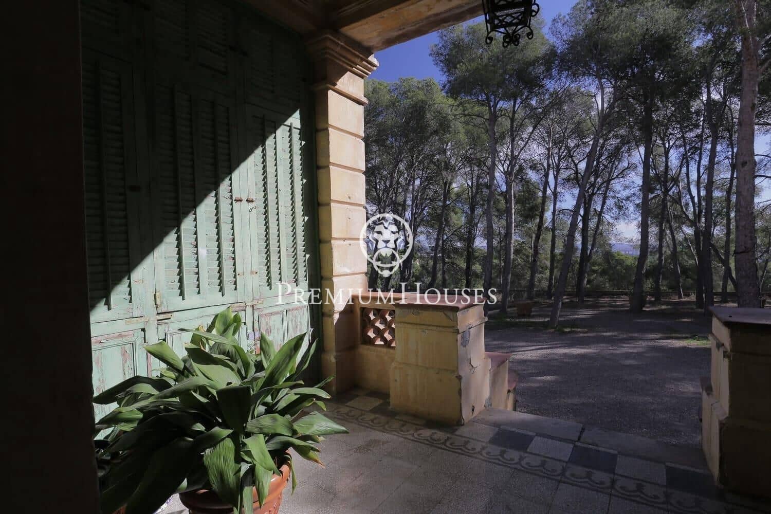 15 soveværelse Finca/Landehus til salg i Valls med swimmingpool garage - € 990.000 (Ref: 8623702)