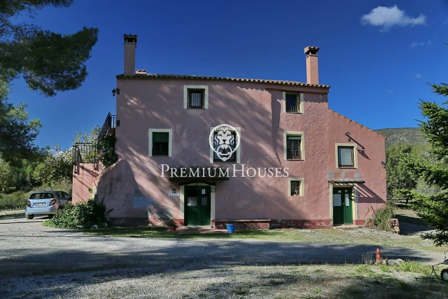 15 soveværelse Finca/Landehus til salg i Valls med swimmingpool garage - € 990.000 (Ref: 8623702)