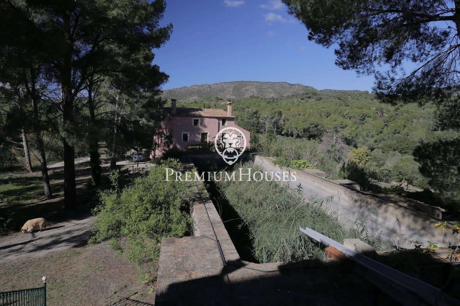 15 soveværelse Finca/Landehus til salg i Valls med swimmingpool garage - € 990.000 (Ref: 8623702)