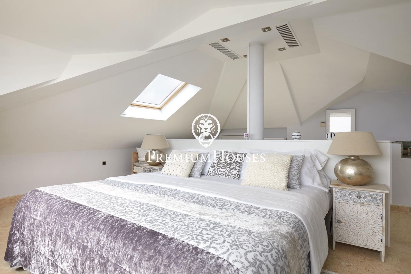 9 soverom Villa til salgs i Sitges med svømmebasseng - € 10 250 000 (Ref: 8652374)