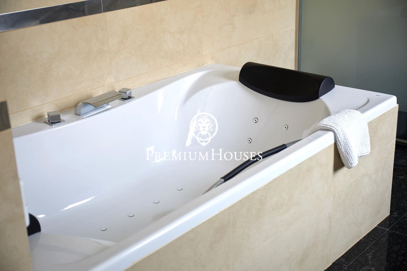 9 soverom Villa til salgs i Sitges med svømmebasseng - € 10 250 000 (Ref: 8652374)