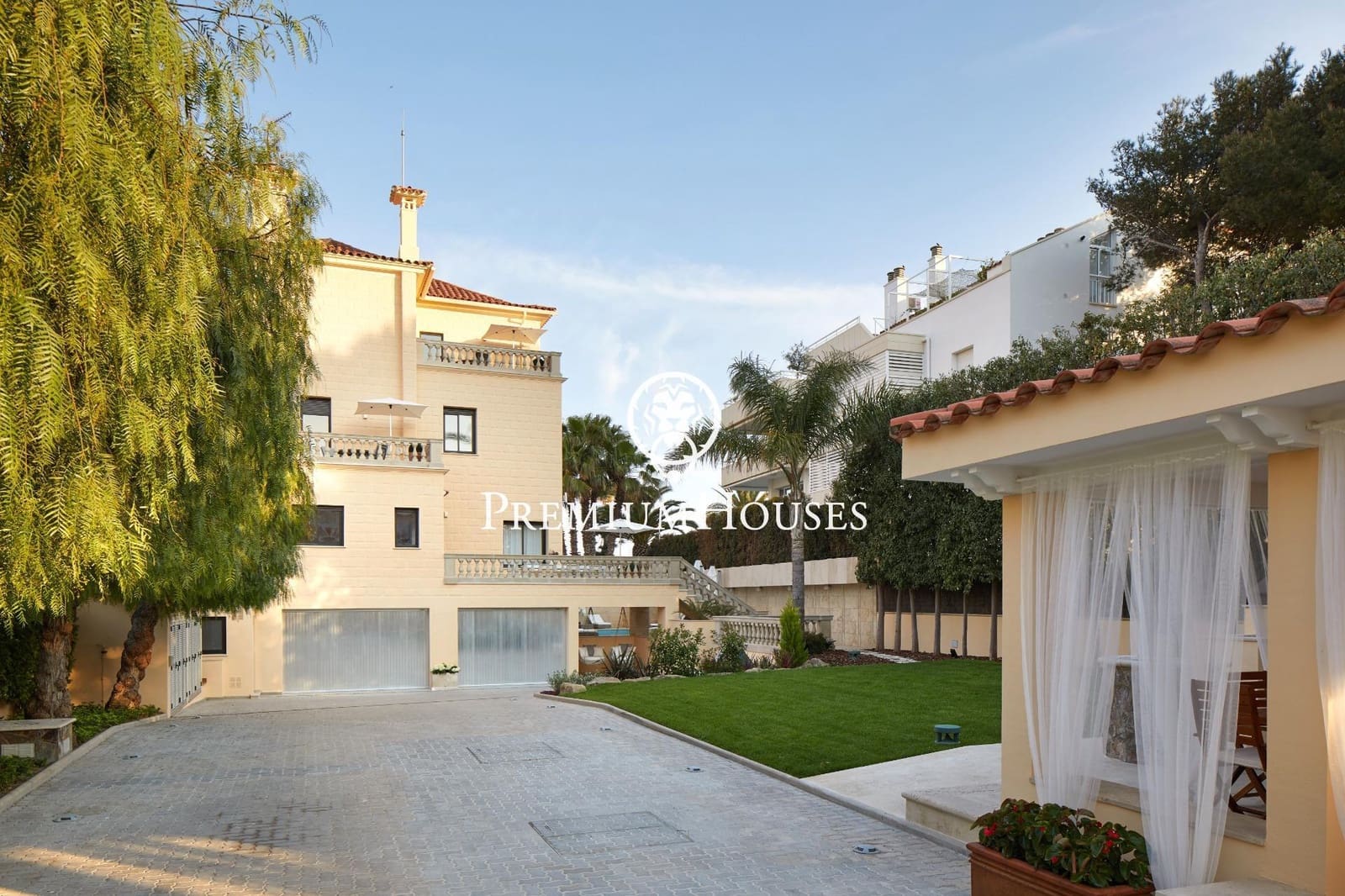 9 soverom Villa til salgs i Sitges med svømmebasseng - € 10 250 000 (Ref: 8652374)