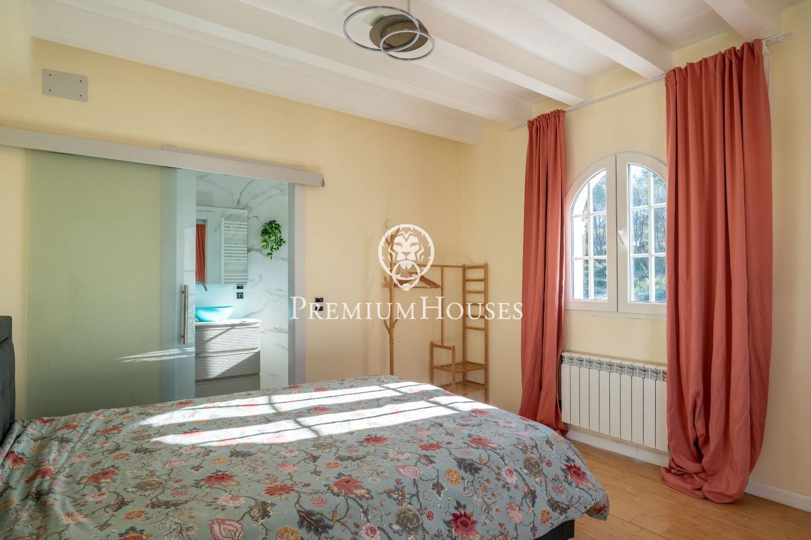 10 bedroom Villa for sale in Avinyonet del Penedes with pool - € 2,500,000 (Ref: 8689341)