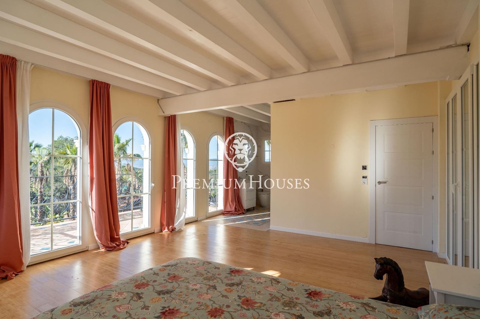 10 bedroom Villa for sale in Avinyonet del Penedes with pool - € 2,500,000 (Ref: 8689341)