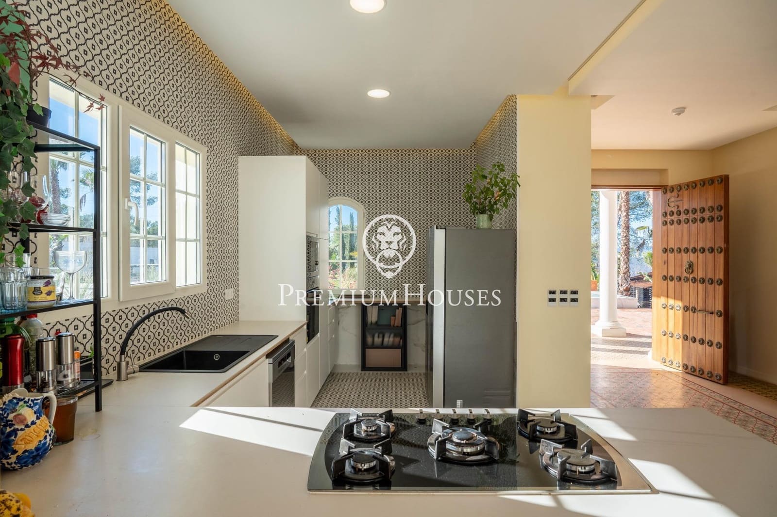 10 bedroom Villa for sale in Avinyonet del Penedes with pool - € 2,500,000 (Ref: 8689341)