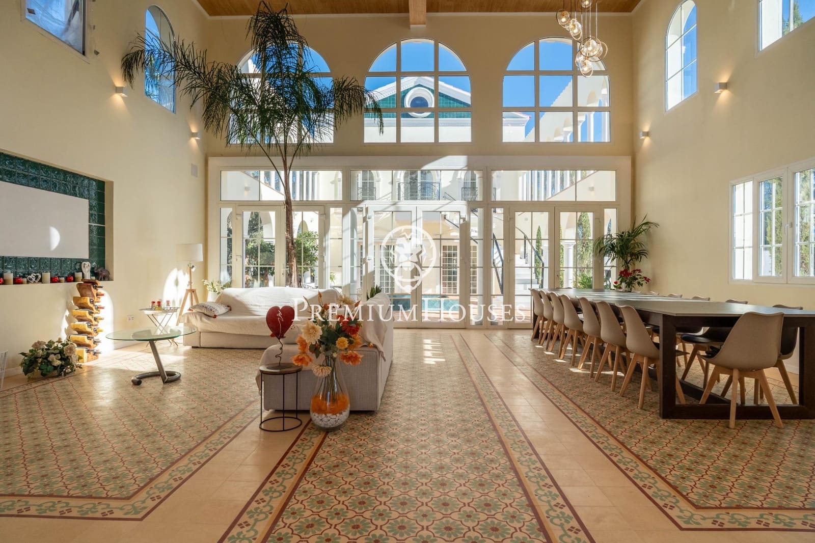 10 bedroom Villa for sale in Avinyonet del Penedes with pool - € 2,500,000 (Ref: 8689341)