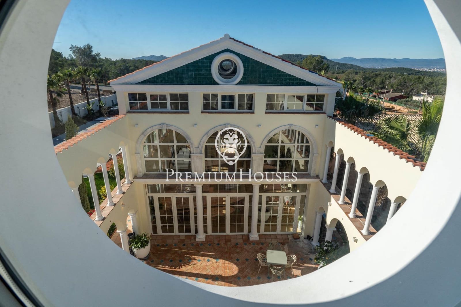 10 bedroom Villa for sale in Avinyonet del Penedes with pool - € 2,500,000 (Ref: 8689341)