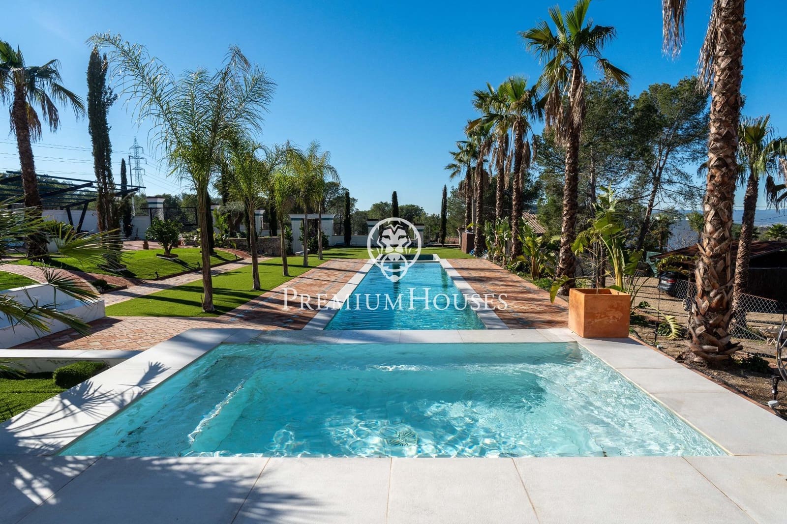 10 bedroom Villa for sale in Avinyonet del Penedes with pool - € 2,500,000 (Ref: 8689341)