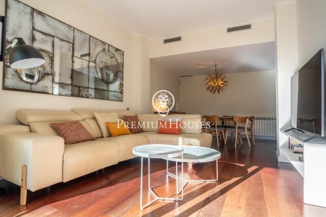 3 sovrum Lägenhet till salu i Sitges med pool - 840 000 € (Ref: 8706121)