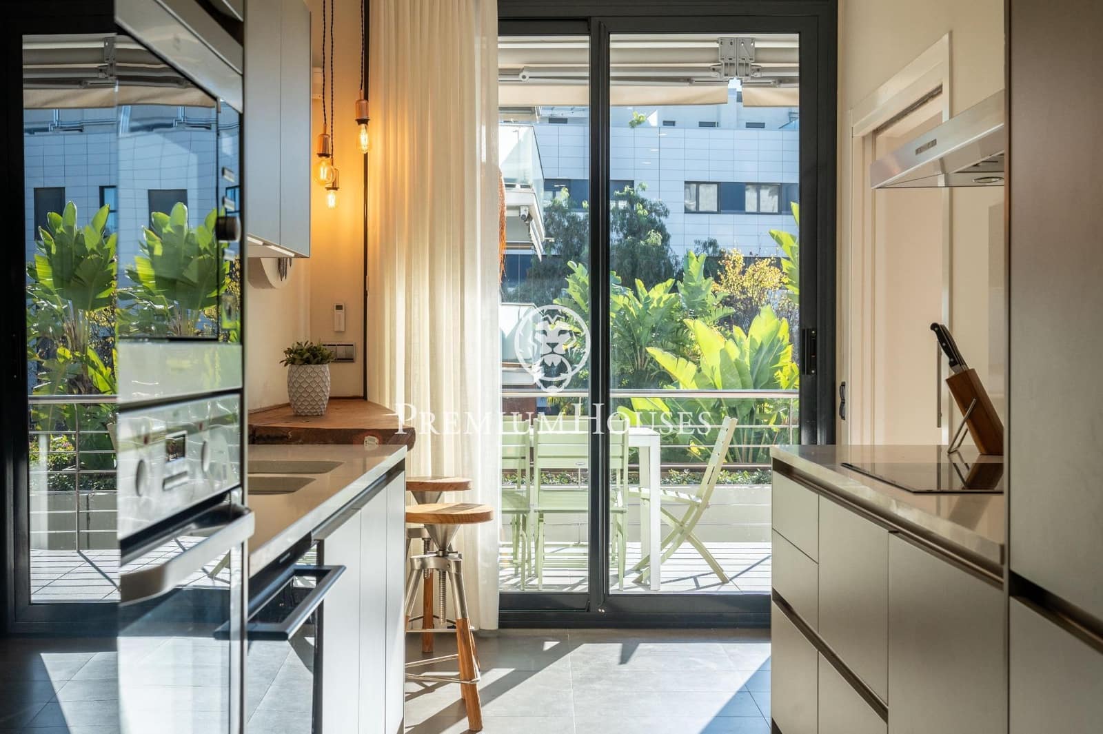 3 sovrum Lägenhet till salu i Sitges med pool - 840 000 € (Ref: 8706121)