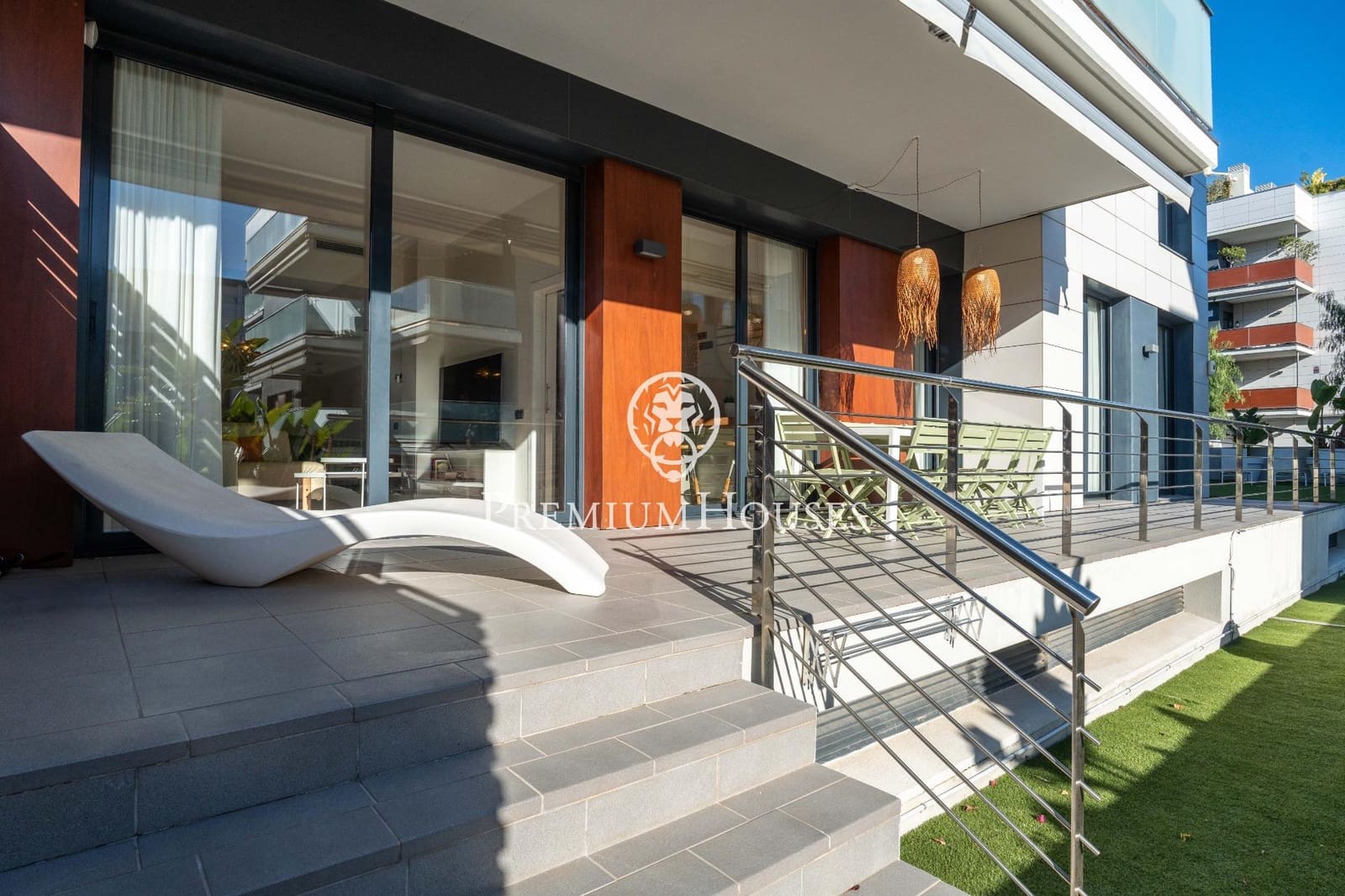 3 sovrum Lägenhet till salu i Sitges med pool - 840 000 € (Ref: 8706121)