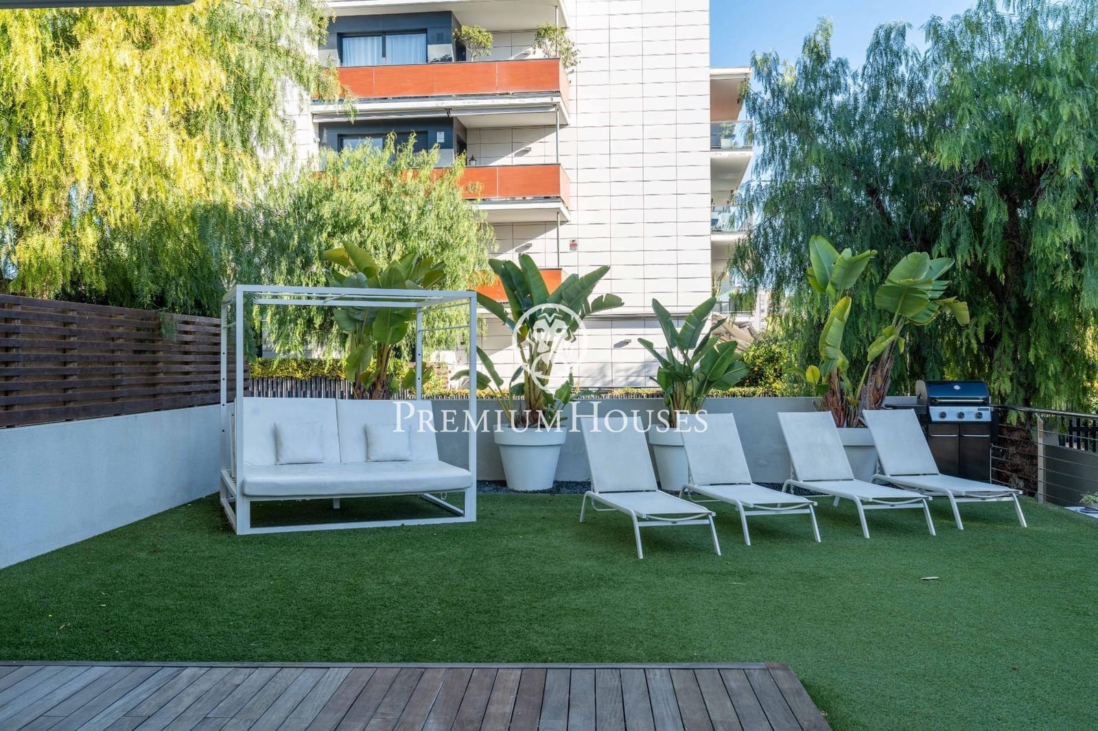 3 sovrum Lägenhet till salu i Sitges med pool - 840 000 € (Ref: 8706121)